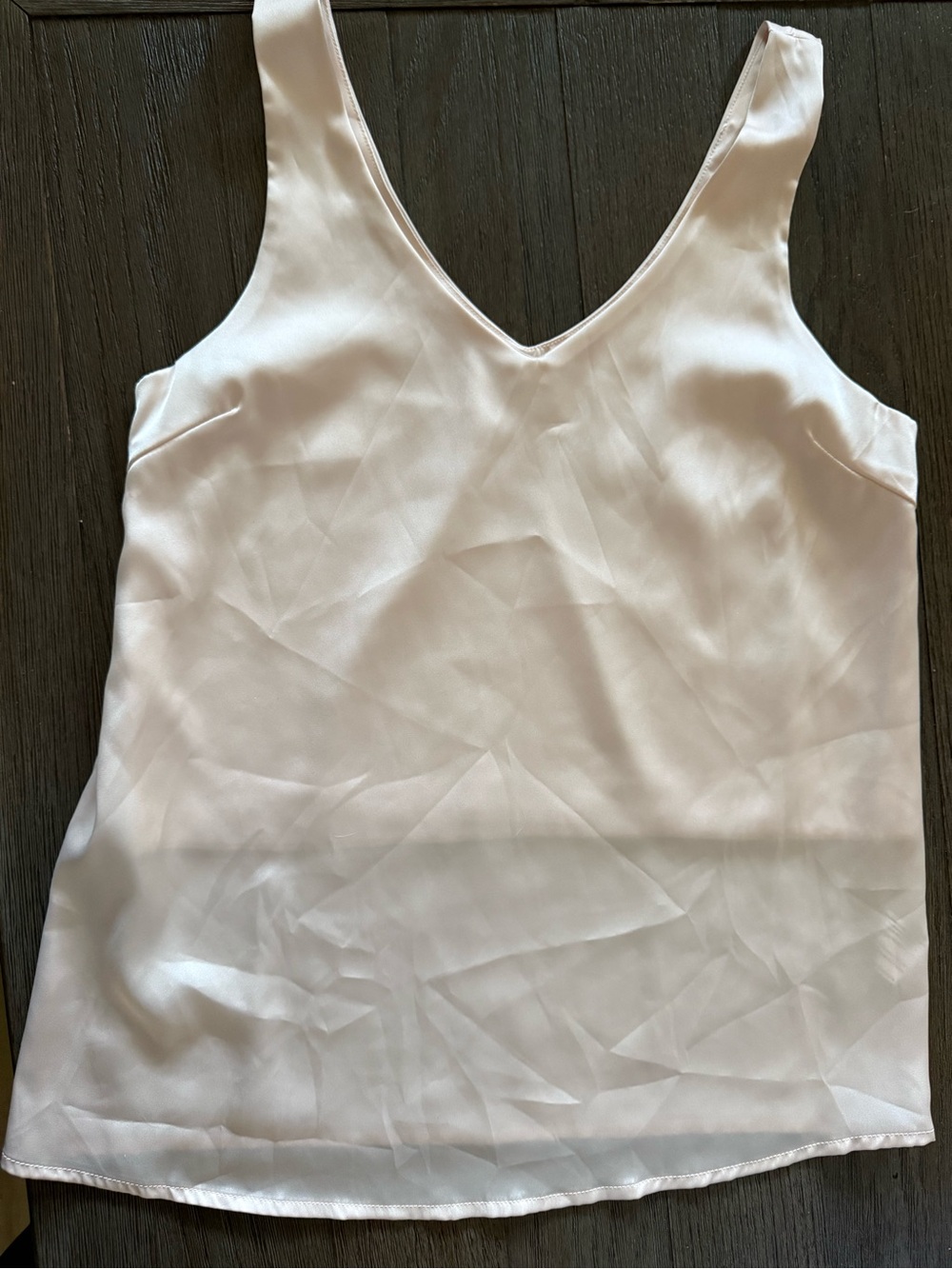 Women’s Classic V-Neck Satin Tank Top in Ivory size XS
